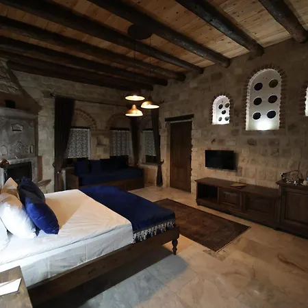 Hotel Cave 5*