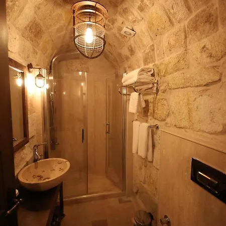 Hotel Cave 5*