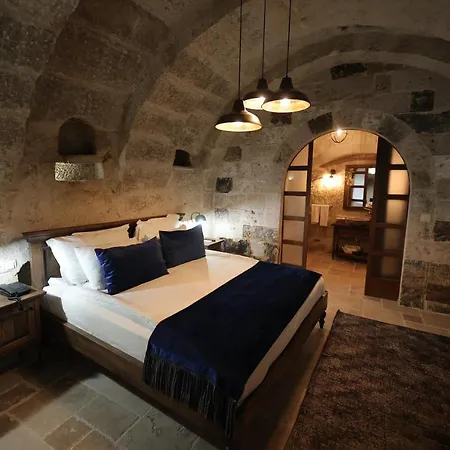 Hotel Cave