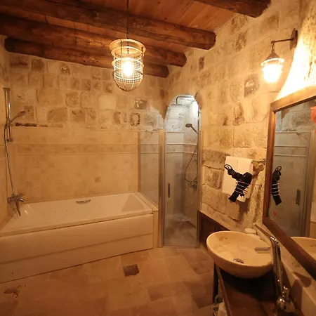 Hotel Cave